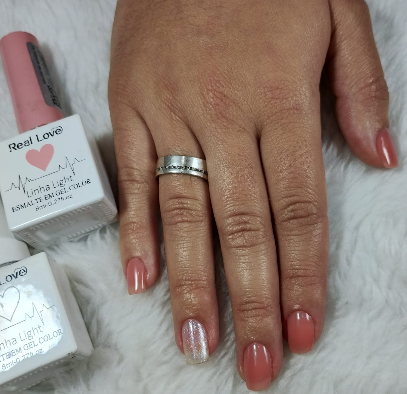 Banho em gel com esmaltação em gel